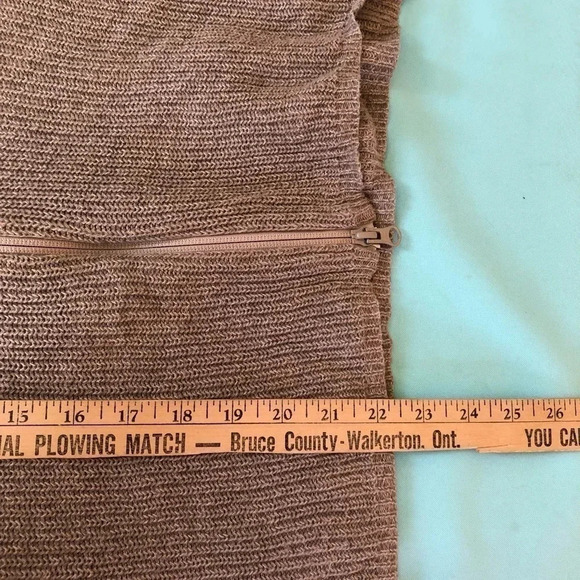 Woolrich Zip Up Beige Sweater - Picture 12 of 12